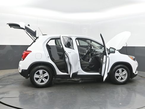 Used 2021 Chevrolet Trax LS w/ Tint and Cruise Package FWD image 44