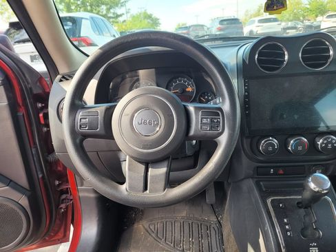 Used 2016 Jeep Patriot Sport FWD image 15
