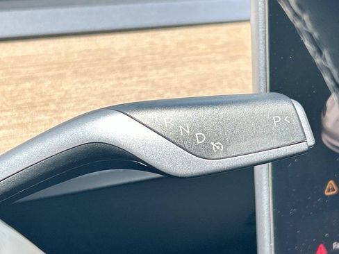 Used 2023 Tesla Model 3 Standard Range RWD image 30