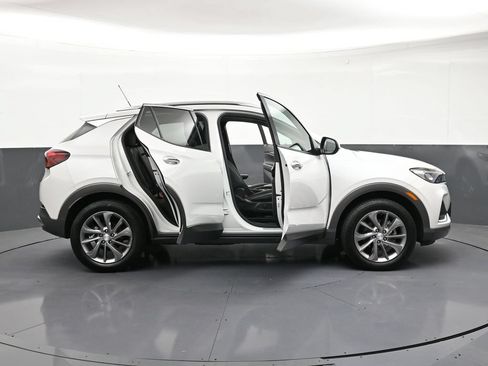 Certified 2023 Buick Encore GX Essence w/ Experience Buick Package AWD/4WD image 33