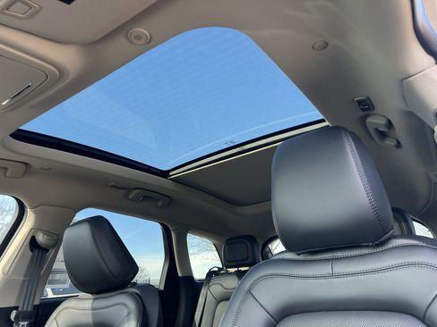 New 2025 Lincoln Corsair Grand Touring image 27