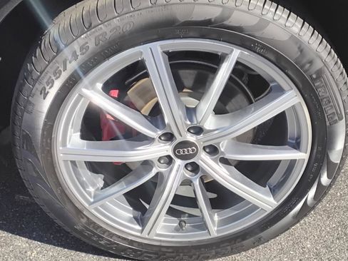 Certified 2024 Audi Q5 e Premium Plus w/ Premium Plus Package image 11