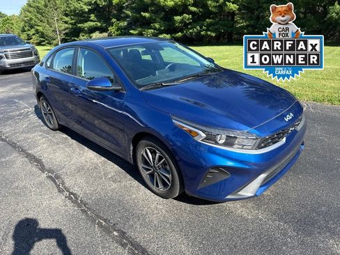 Certified 2023 Kia Forte LXS w/ LXS Technology Package FWD image 1