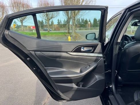 Used 2021 Nissan Maxima 3.5 SV w/ Floor Mat Group image 11