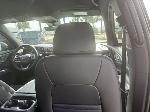 New 2026 Chevrolet Traverse LT image 37