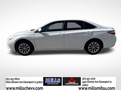 Used 2016 Toyota Camry LE FWD image 2