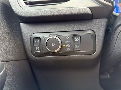 Used 2022 Ford Escape SEL w/ Technology Package image 27