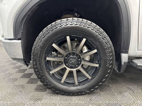 Used 2022 GMC Sierra 1500 SLT w/ SLT Premium Plus Package image 9