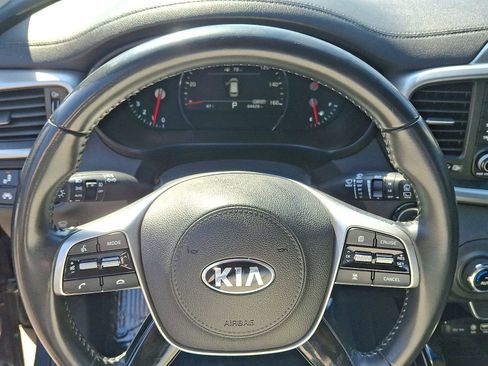 Used 2019 Kia Sorento EX AWD/4WD image 16