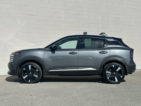 Used 2025 Nissan Kicks SR w/ SR Premium Package AWD/4WD image 6