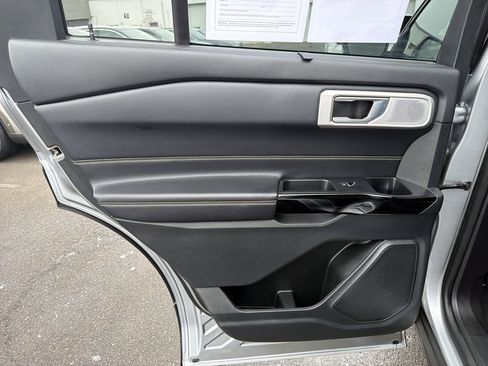 Used 2022 Ford Explorer ST w/ Equipment Group 401A image 12