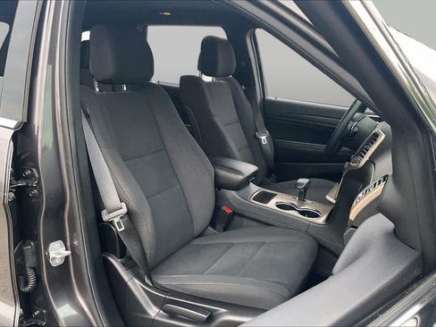 Used 2015 Jeep Grand Cherokee Laredo w/ Quick Order Package 23E RWD image 8
