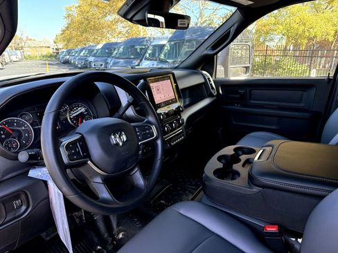 New 2026 RAM 5500 Tradesman w/ Chrome Appearance Group image 12