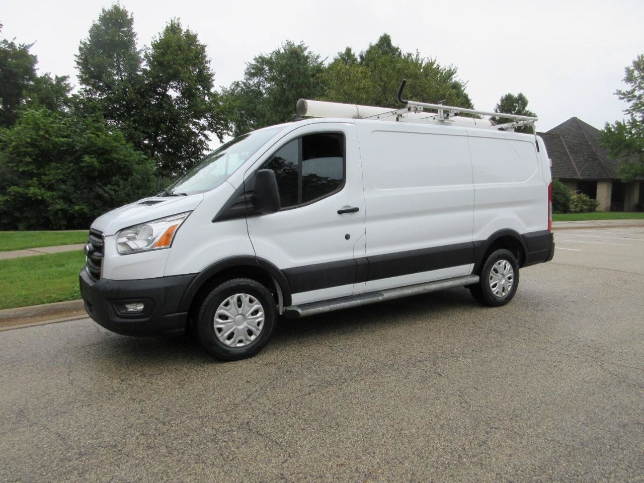 Used 2020 Ford Transit 250 Low Roof w/ Exterior Upgrade Package RWD image 32