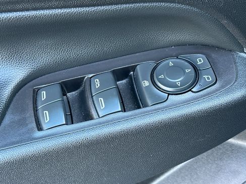 Used 2020 Chevrolet Equinox LT image 13