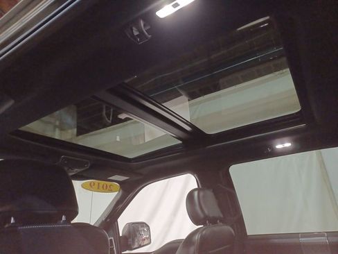 Used 2019 Ford F150 Lariat w/ Equipment Group 502A Luxury image 15