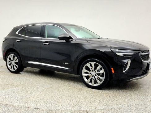 Used 2022 Buick Envision Avenir w/ Technology Package II image 3