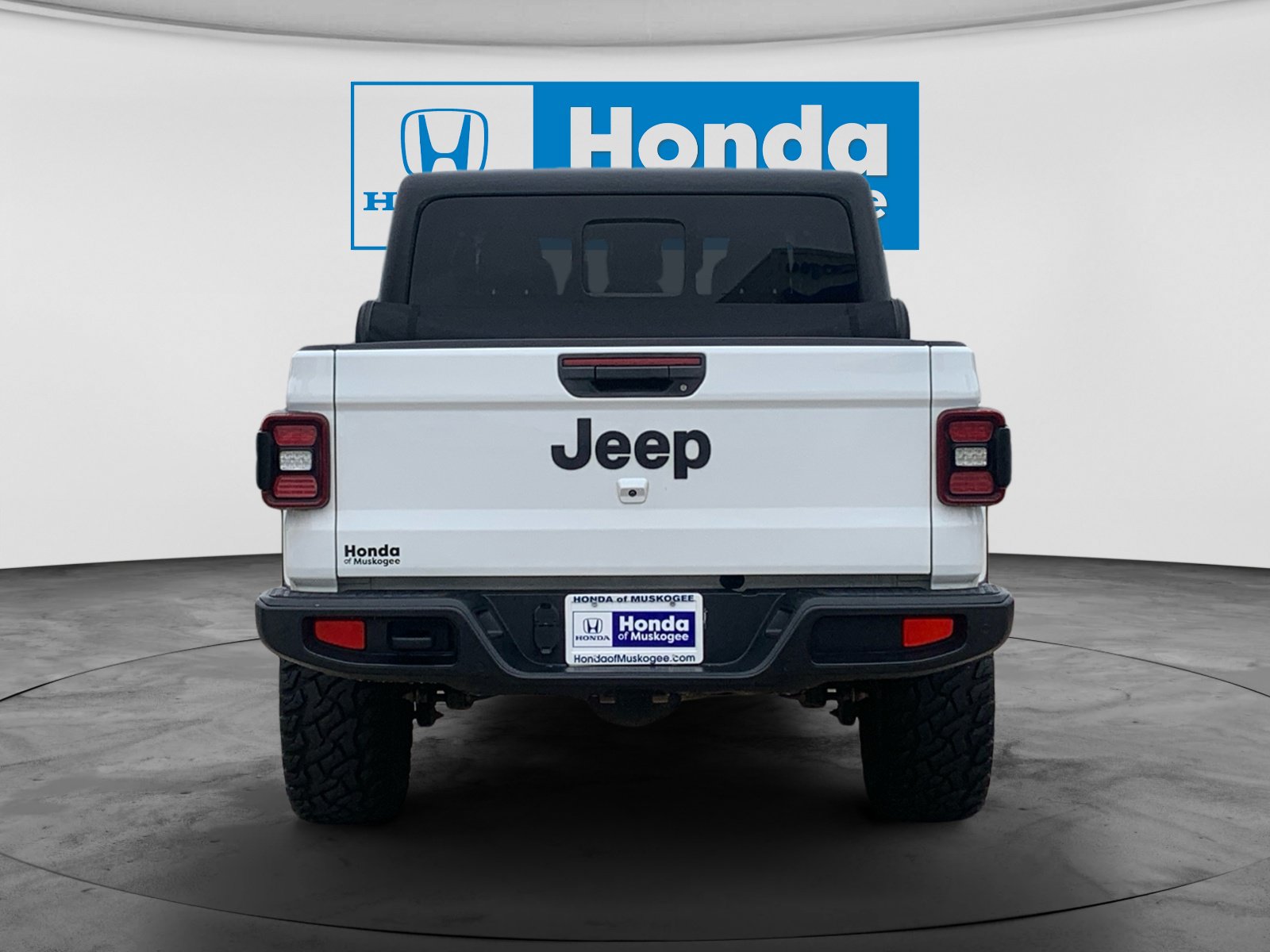 Used 2024 Jeep Gladiator Sport AWD/4WD image 6