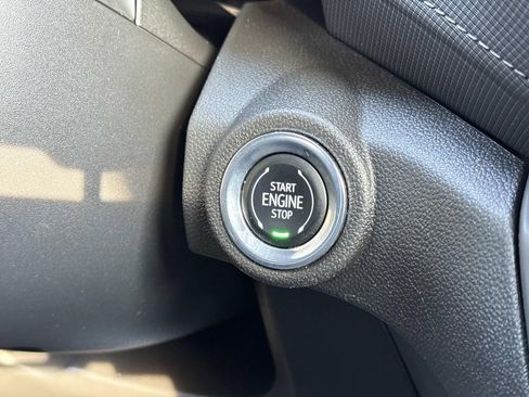 Used 2023 Chevrolet TrailBlazer LT w/ Convenience Package FWD image 13