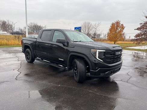 Certified 2022 GMC Sierra 1500 Elevation w/ LPO, Elevation Black Package image 1
