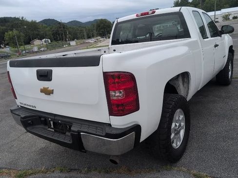 Used 2012 Chevrolet Silverado 2500 W/T AWD/4WD image 8