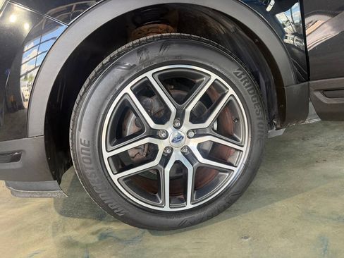 Used 2018 Ford Explorer Sport AWD/4WD image 29