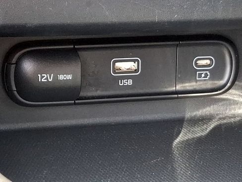 Used 2024 Kia Seltos S AWD/4WD image 25