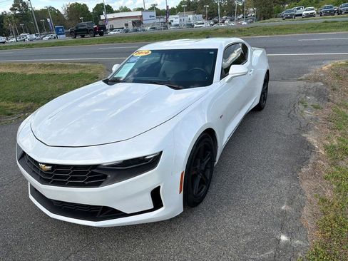 Used 2020 Chevrolet Camaro LT image 4