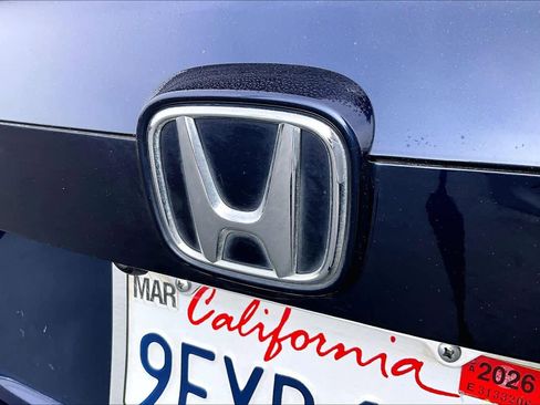 Used 2018 Honda Accord Touring image 31