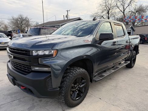 Used 2020 Chevrolet Silverado 1500 LT Trail Boss image 4