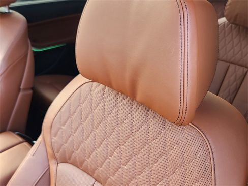 New 2025 BMW X7 M60i image 17