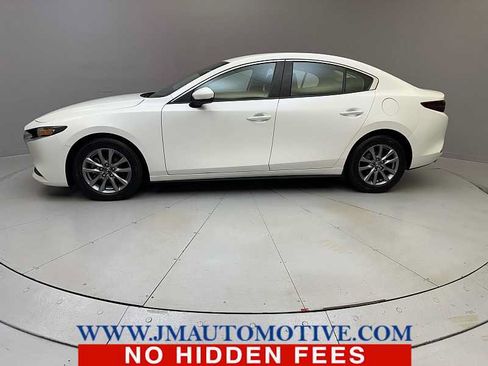 Used 2021 MAZDA MAZDA3 s FWD image 2