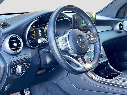 Used 2021 Mercedes-Benz GLC 300 4MATIC image 9