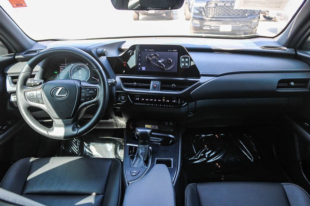 Used 2023 Lexus UX 250h FWD w/ Accessory Package (Z2) image 13
