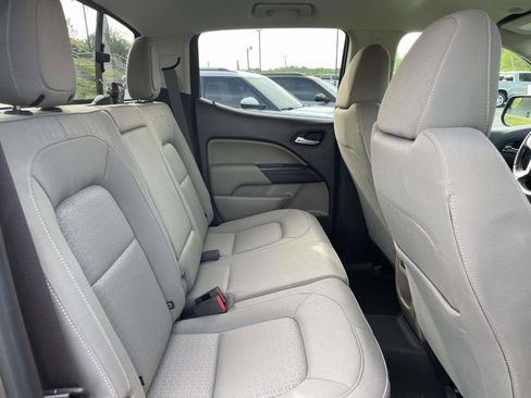 Used 2017 GMC Canyon SLE w/ SLE Convenience Package image 13