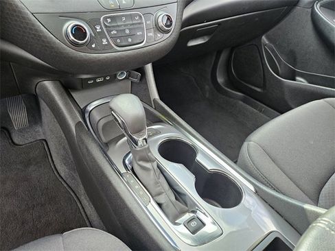 Used 2024 Chevrolet Malibu LT image 13