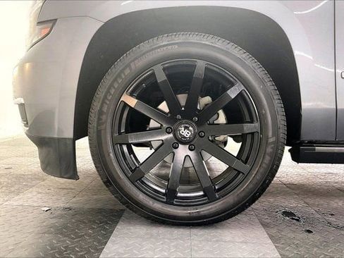 Used 2019 Chevrolet Tahoe Premier w/ Premier Plus Edition image 7