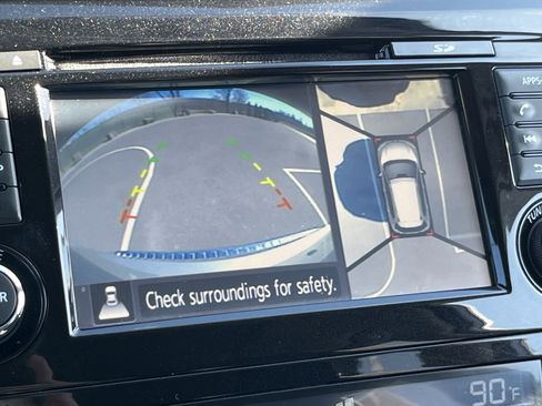 Used 2014 Nissan Rogue SL image 30