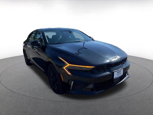 Used 2025 Kia K5 LXS FWD image 3