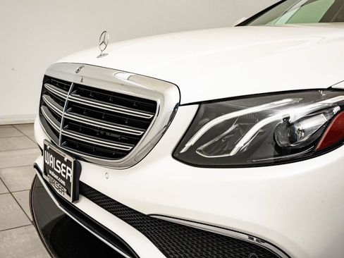 Used 2018 Mercedes-Benz E 400 4MATIC Wagon image 3