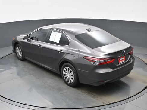 Used 2023 Toyota Camry LE image 38