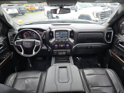 Certified 2020 Chevrolet Silverado 1500 RST image 23