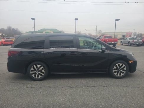 New 2026 Honda Odyssey EX-L image 6