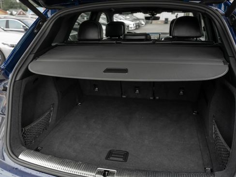 Used 2019 Audi SQ5 Premium Plus w/ Premium Plus Package AWD/4WD image 11