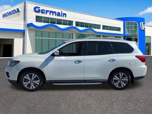 Used 2020 Nissan Pathfinder SL image 8