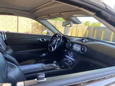Used 2015 Mercedes-Benz SL 400 image 5