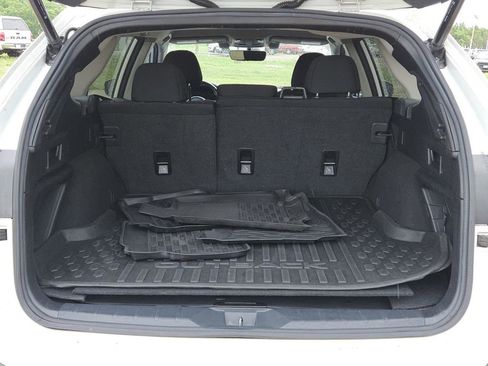 Used 2021 Subaru Outback Premium AWD/4WD image 8
