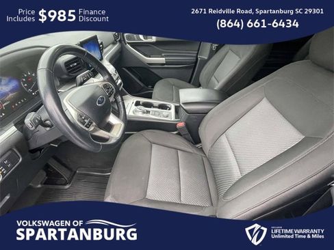 Used 2022 Ford Explorer XLT image 17