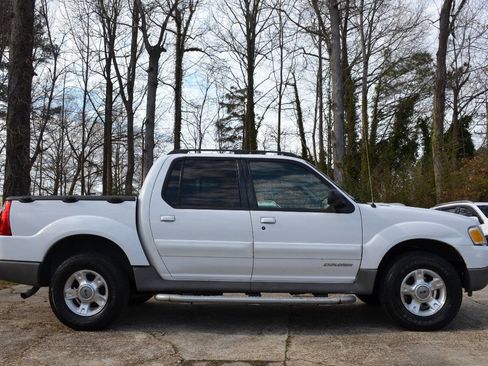 Used 2002 Ford Explorer Sport Trac 4x4 image 9