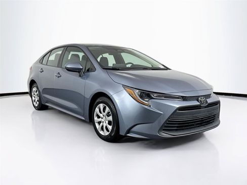 Certified 2024 Toyota Corolla LE FWD image 9
